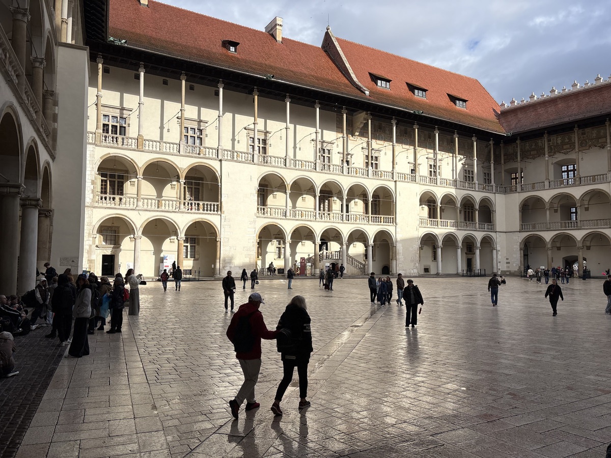 Picture Poland Krakow Wawel castle 2026-09 187