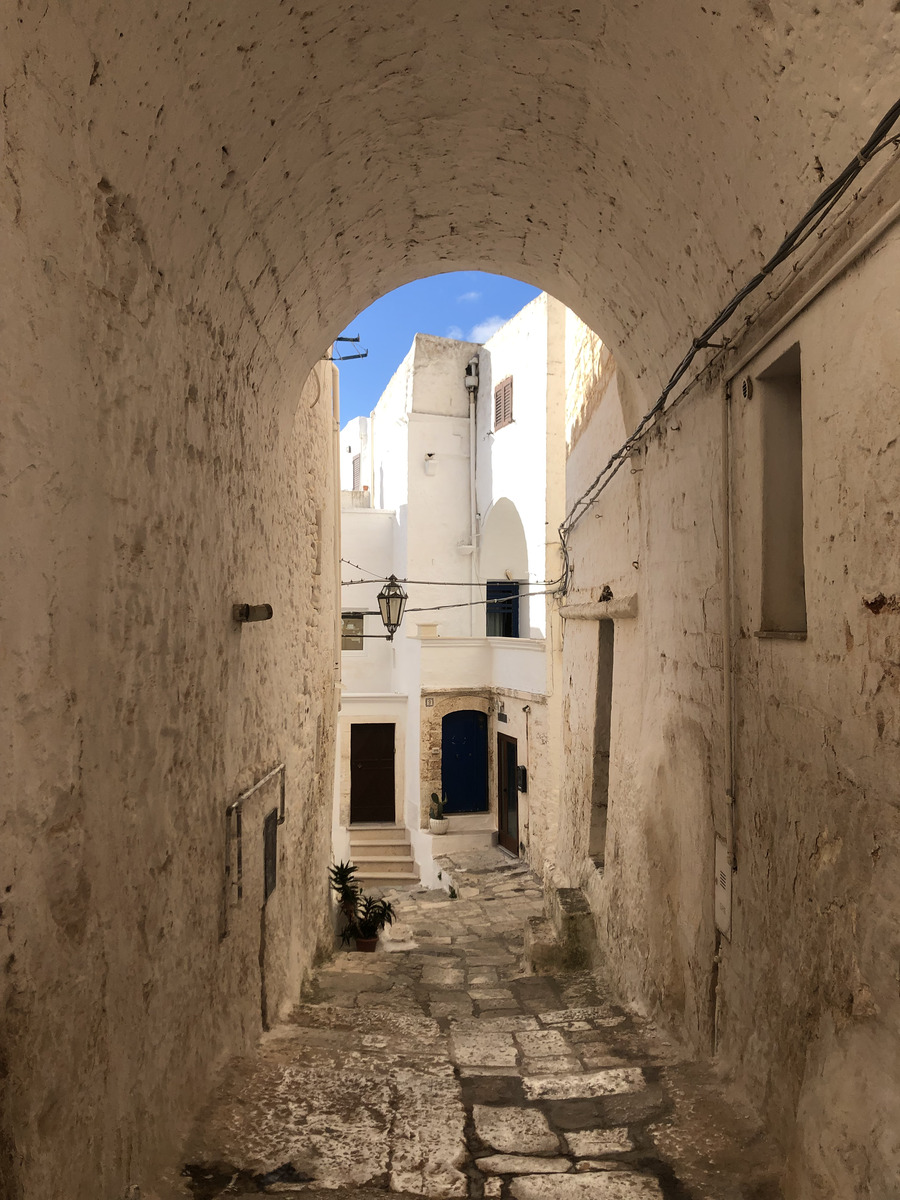 Picture Italy Ostuni 2024-09 21 - City Sights Ostuni