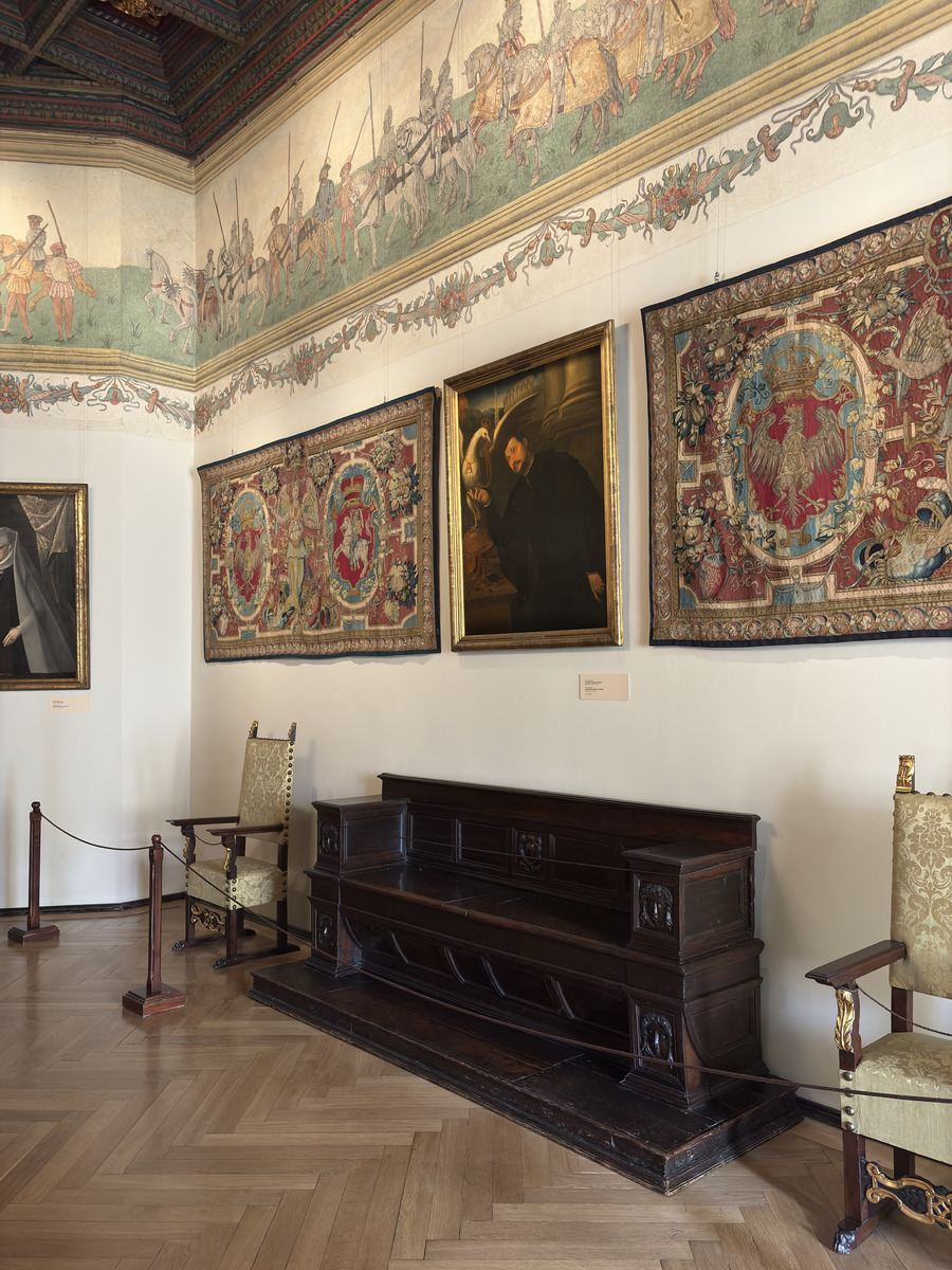 Picture Poland Krakow Wawel castle 2026-09 216
