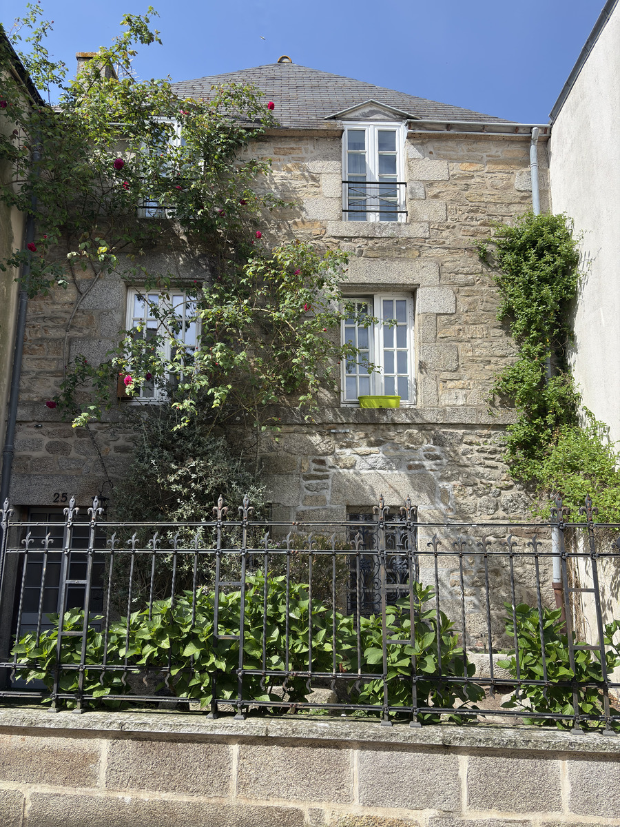 Picture France Concarneau Ville close 2026-04 50 - Restaurant Ville close