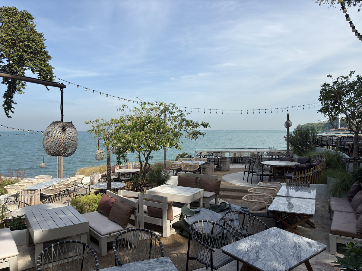 Picture Thailand Pattaya Oxygen Restaurant 2024-12 38 - Land Oxygen Restaurant