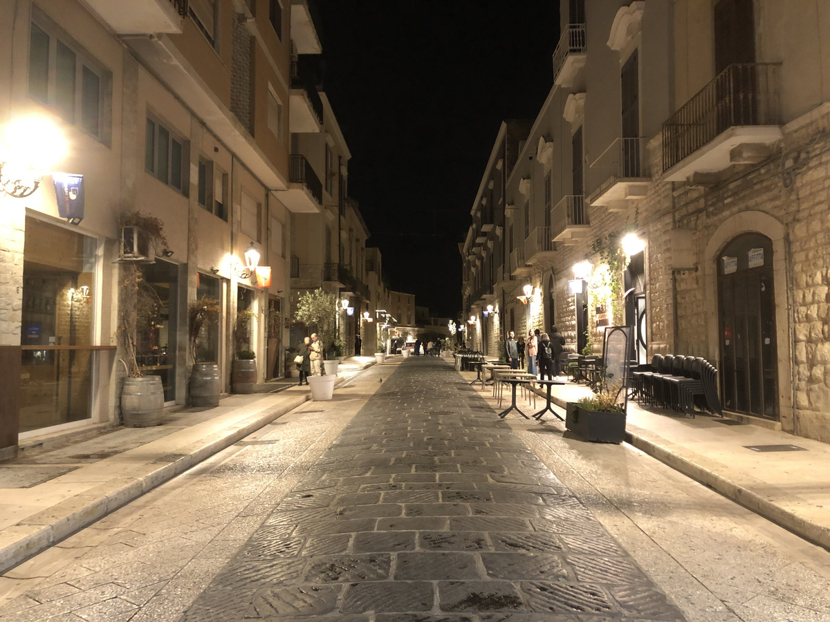 Picture Italy Trani 2024-09 51 - Savings Trani