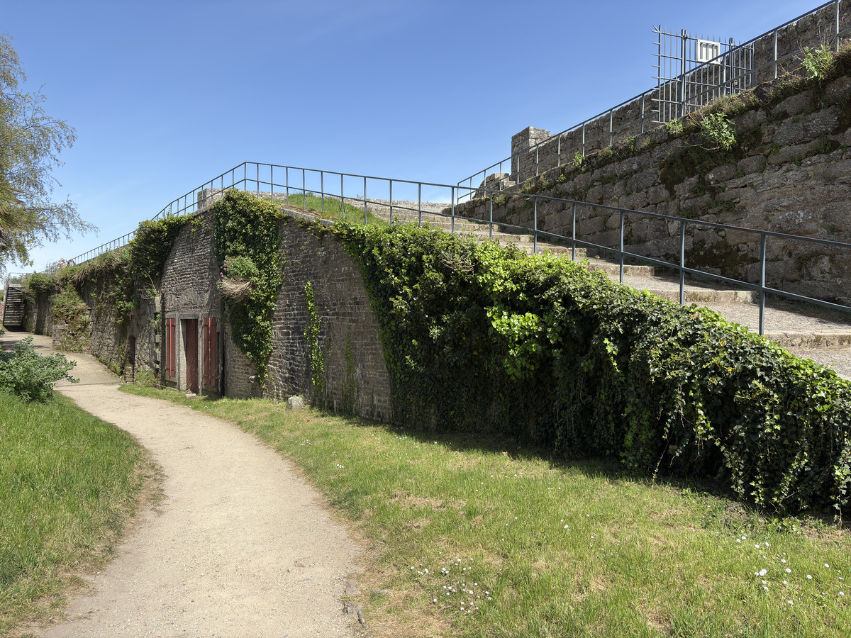 Picture France Concarneau Ville close 2026-04 88 - Restaurants Ville close