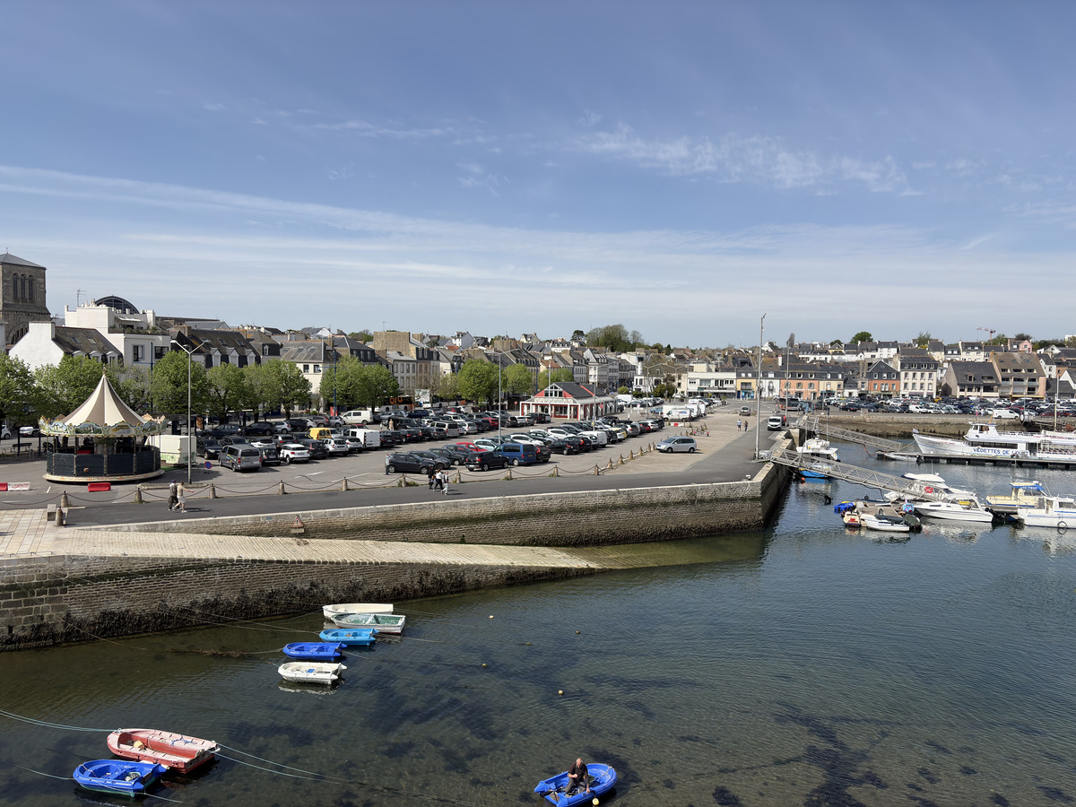 Picture France Concarneau Ville close 2026-04 1 - Sunrise Ville close