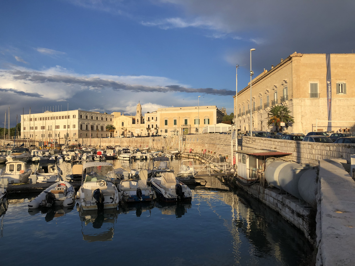 Picture Italy Trani 2024-09 61 - Restaurant Trani