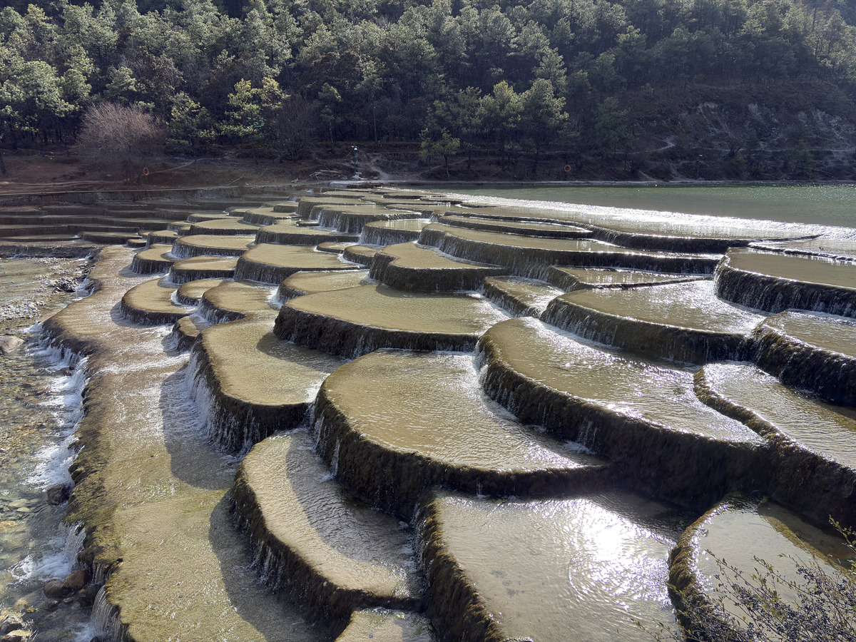 Picture China Lijiang Blue moon valley 2026-01 44 - Lake Blue moon valley