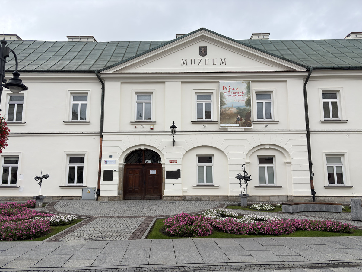 Picture Poland Rzeszow 2026-09 6 - Savings Rzeszow