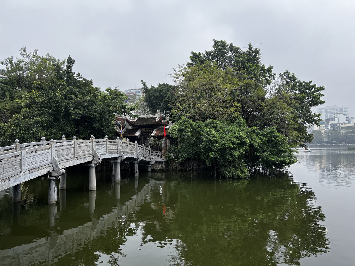 Picture Vietnam Hanoi Tay Lake 2024-01 9 - Monument Tay Lake