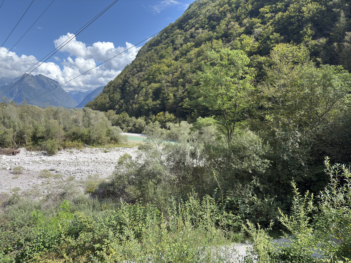 Picture Slovenia Soca River 2025-09 253 - Lake Soca River