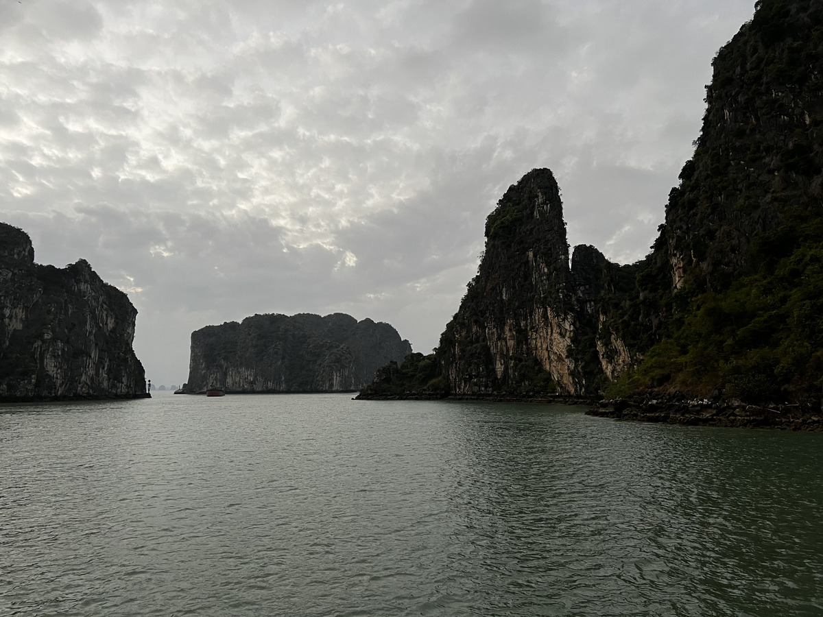 Picture Vietnam Ha Long Bay 2024-01 33 - Land Ha Long Bay