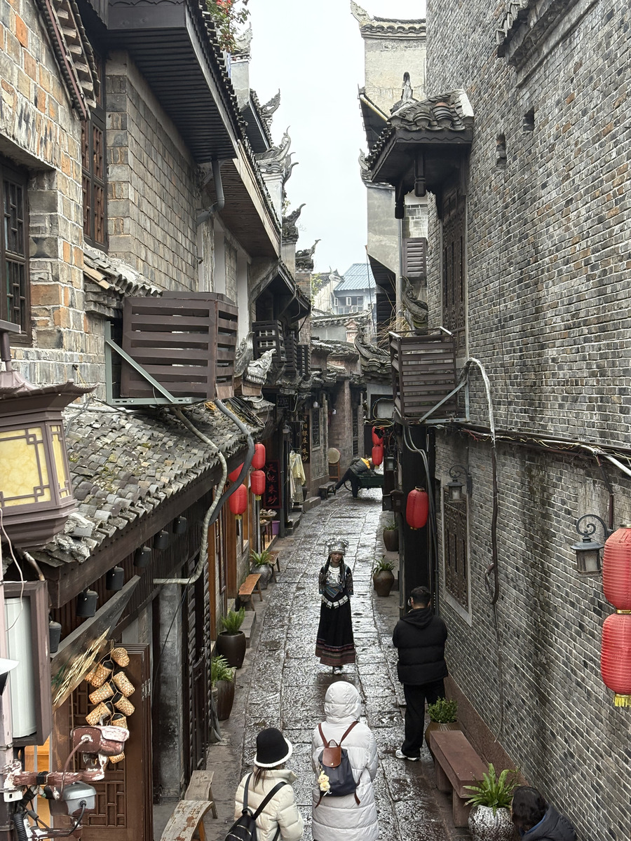 Picture China Fenghuang Ancient City 2026-01 130 - Walking Street Fenghuang Ancient City