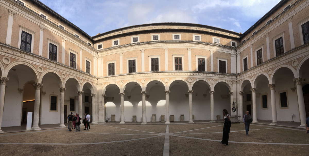 Picture Italy Urbino 2024-09 199 - City Urbino