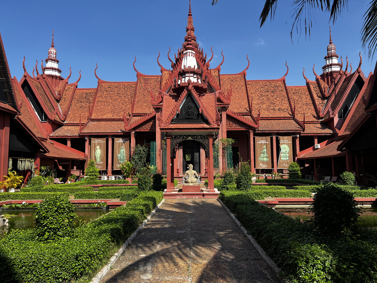 Picture Cambodia Phnom Penh Cambodia National Museum 2024-01 95 - Restaurants Cambodia National Museum