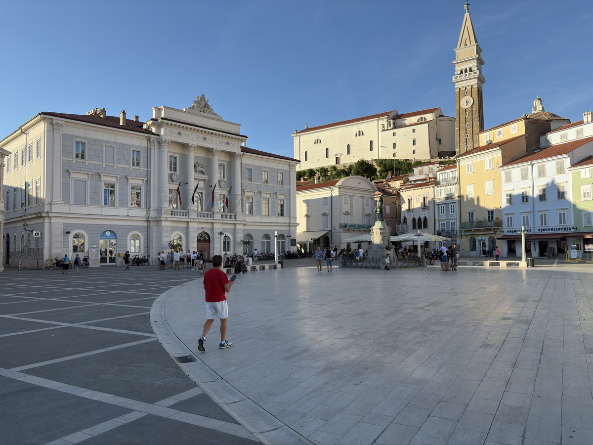 Picture Slovenia Piran 2025-09 14 - Hotels Piran