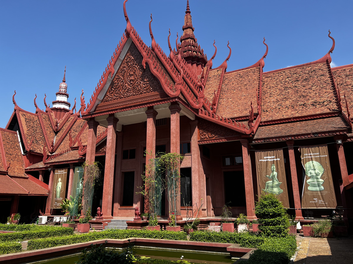 Picture Cambodia Phnom Penh Cambodia National Museum 2024-01 110 - Restaurants Cambodia National Museum
