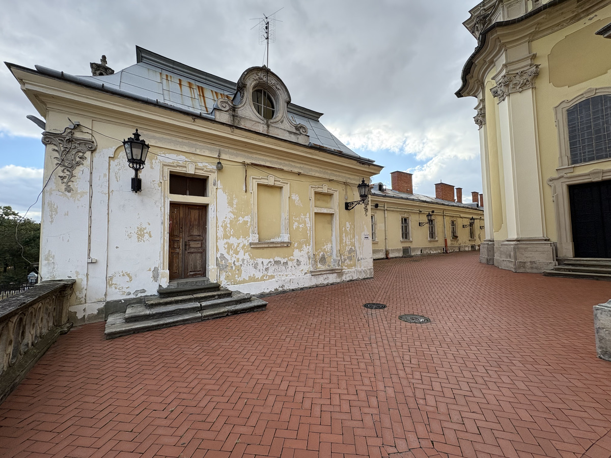 Picture Ukraine Lviv 2024-10 60 - Resort Lviv