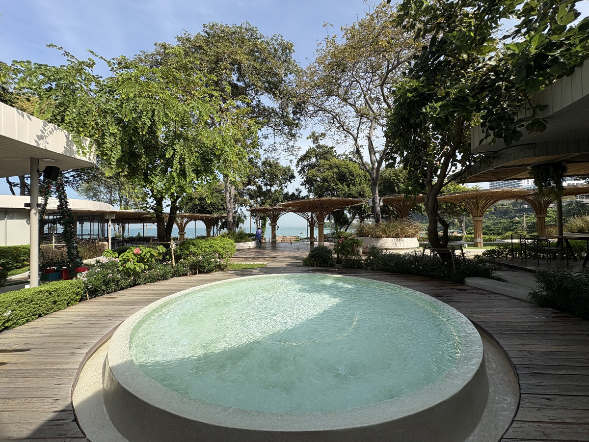 Picture Thailand Pattaya Oxygen Restaurant 2024-12 66 - Rental Oxygen Restaurant