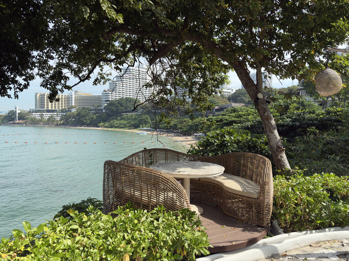 Picture Thailand Pattaya Oxygen Restaurant 2024-12 49 - Sauna Oxygen Restaurant