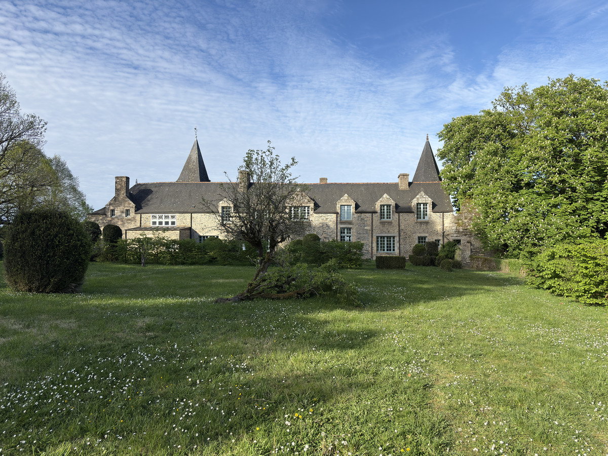 Picture France Rochefort en terre 2026-04 27