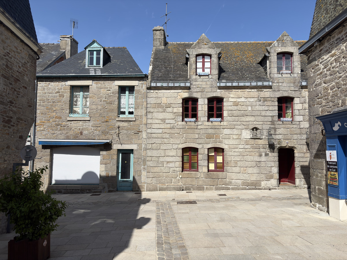 Picture France Concarneau Ville close 2026-04 39 - Price Ville close