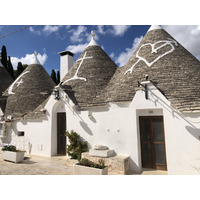 Picture Italy Alberobello 2024-09 141 - Shopping Alberobello