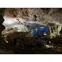 Picture Vietnam Ha Long Bay Sung Sot Cave 2024-01 19 - Cost Sung Sot Cave