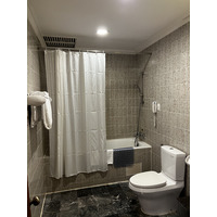 Picture Vietnam Saigon Continental Hotel 2024-01 30 - Waterfall Continental Hotel