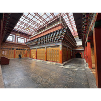 Picture China Shangri La 2026-01 67 - Lakes Shangri La