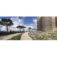 Picture Italy Castel del monte 2024-09 10 - Walking Street Castel del monte