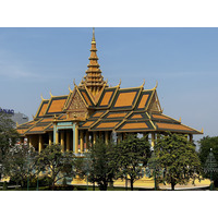 Picture Cambodia Phnom Penh Royal Palace 2024-01 71 - Waterfalls Royal Palace