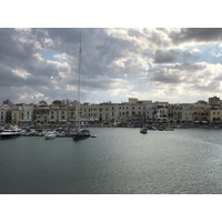 Picture Italy Trani 2024-09 92 - Hot Season Trani