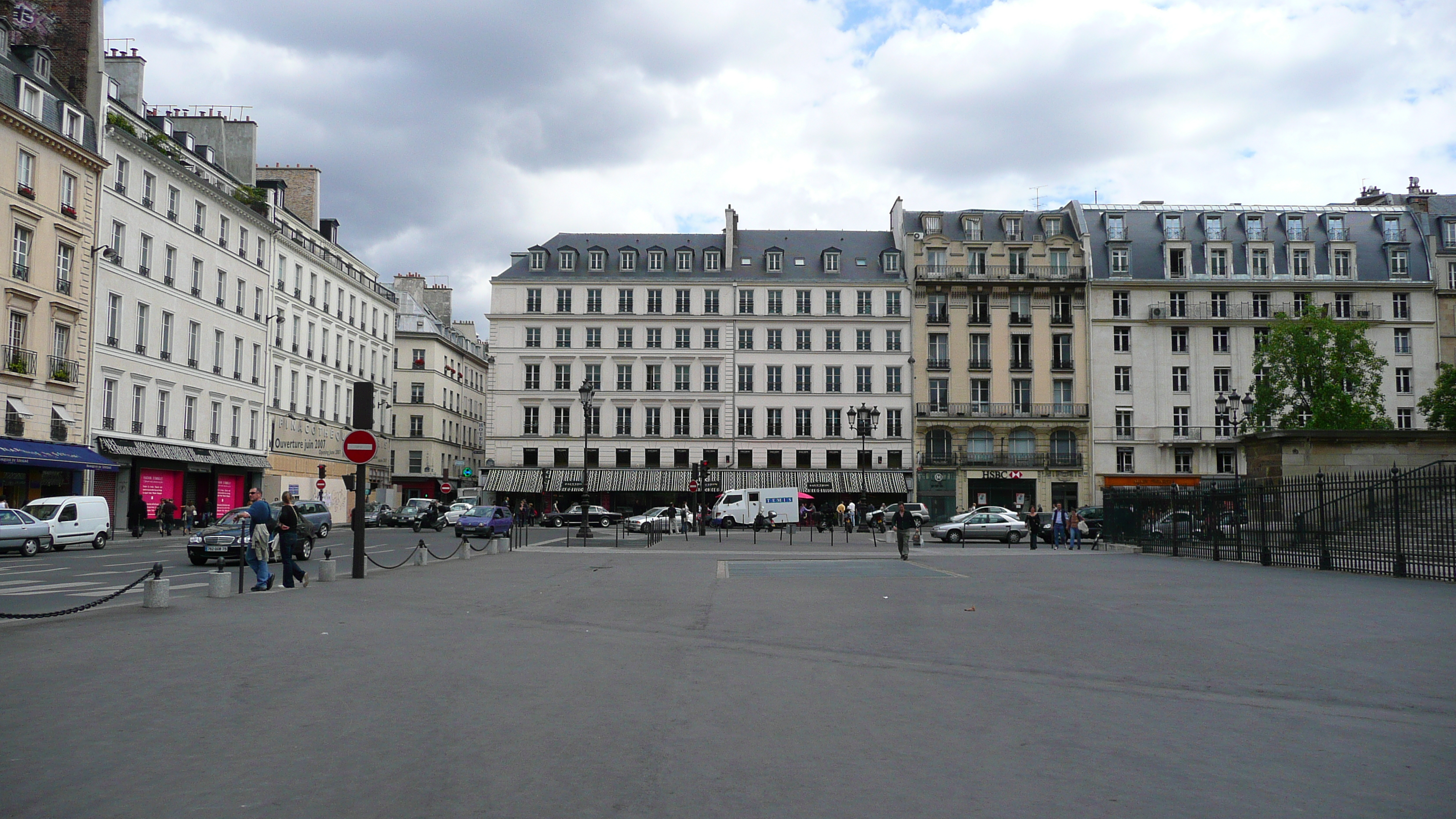รูปถ่าย ฝรั่งเศส(France) ปารีส(Paris) โบสถ์ลามาเดอแลน(La Madeleine) 2007-05 103
