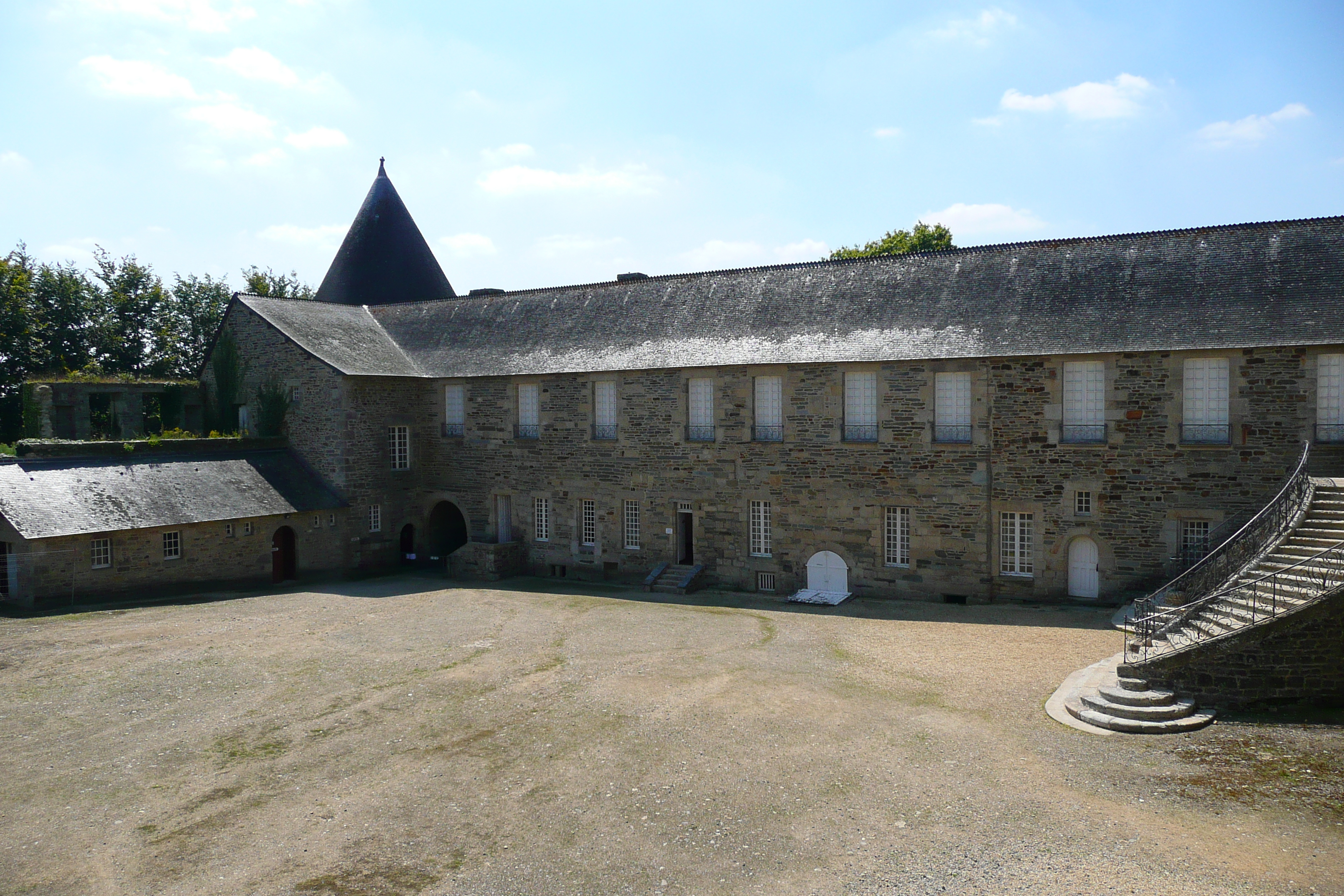 รูปถ่าย ฝรั่งเศส(France) ปองติวี่(Pontivy) ปราสาทดยุกแห่งโรออง(Rohan's Dukes Castle) 2007-08 123
