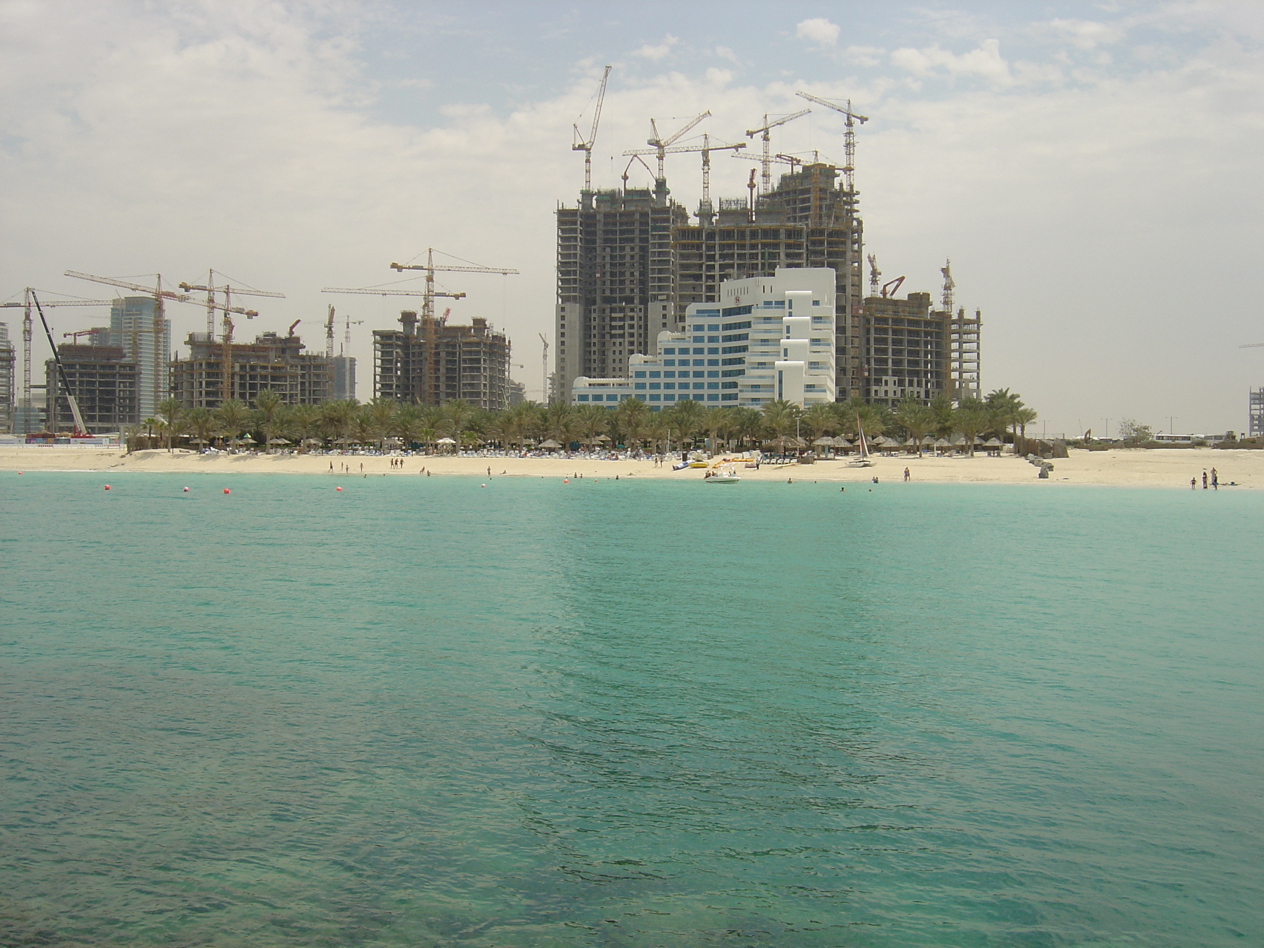รูปถ่าย สหรัฐอาหรับเอมิเรตส์(United Arab Emirates) ดูไบ(Dubai) หาดจุมัยเราะห์(Jumeirah Beach) 2005-03 19