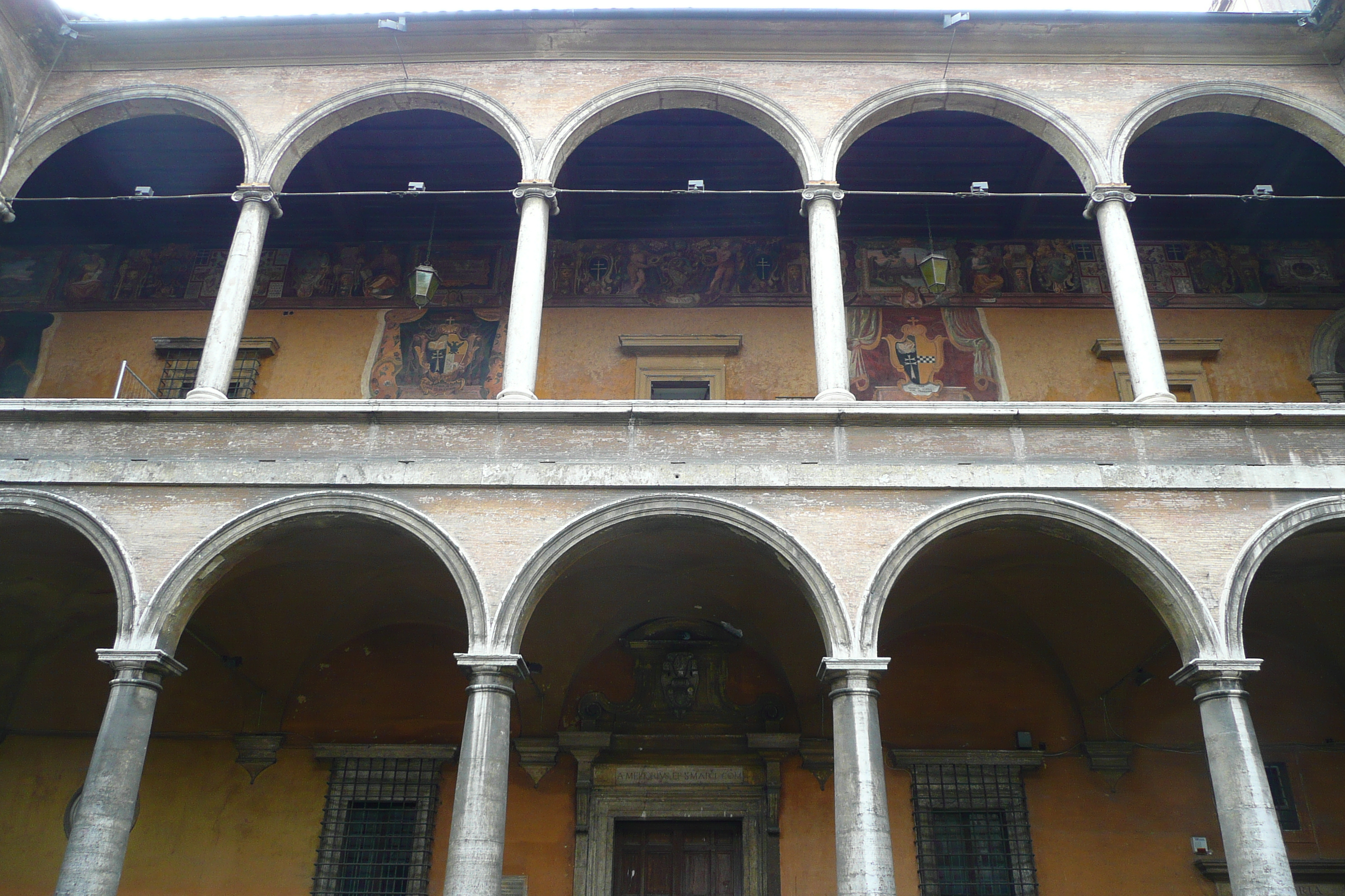 รูปถ่าย อิตาลี(Italy) โรม(Rome) ถนนบอร์โกซานโตสปีรีโต(Borgo Santo Spirito) 2007-11 14