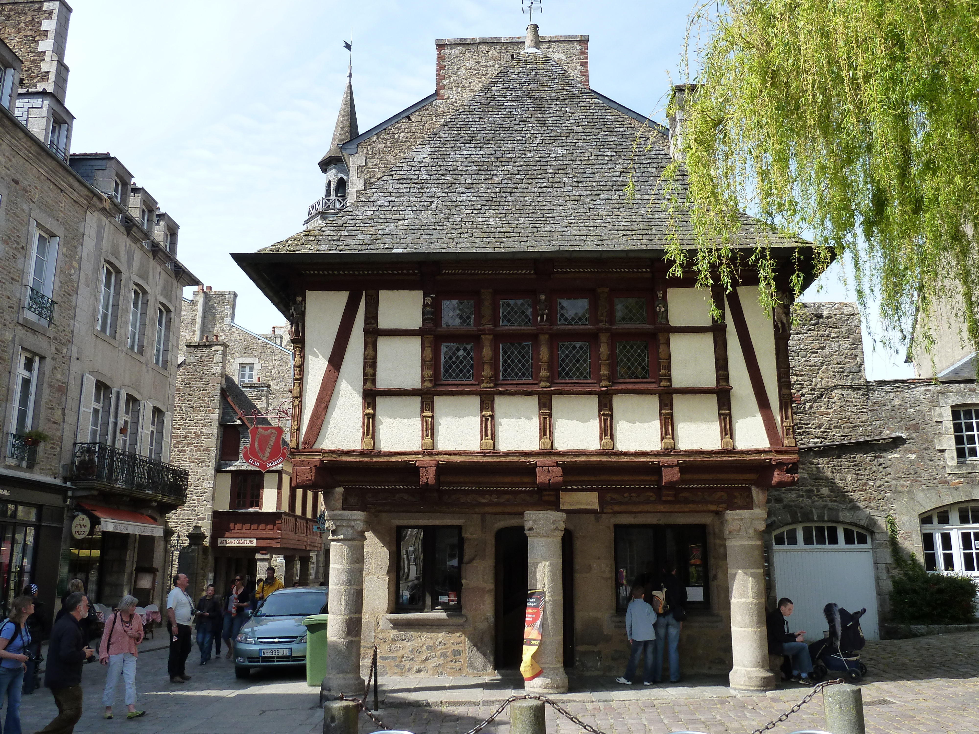 รูปถ่าย ฝรั่งเศส(France) ดีน็อง(Dinan) 2010-04 37