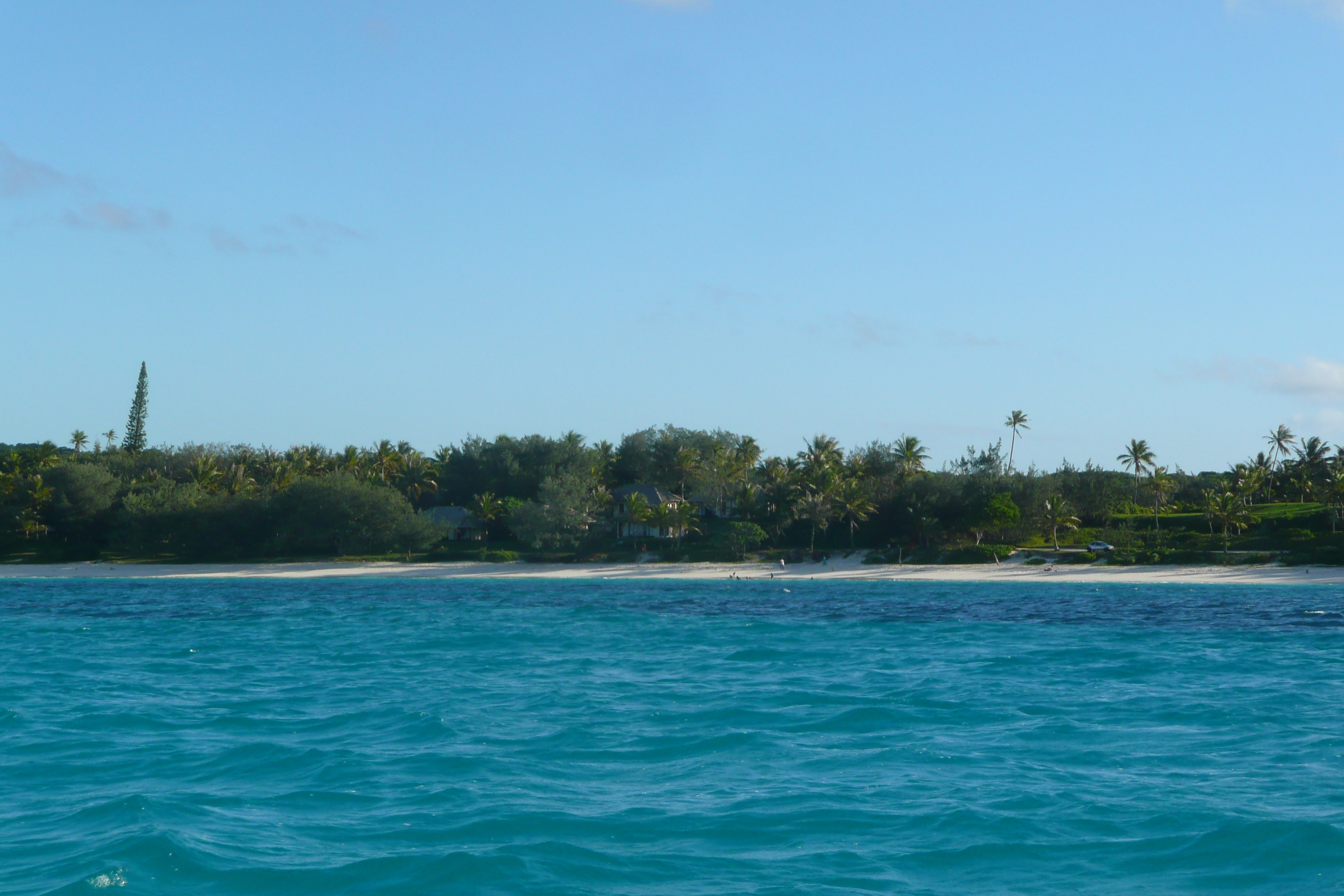 รูปถ่าย นิวแคลิโดเนีย(New Caledonia) เกาะลีฟู(Lifou) อ่าวชาโตบรีย็อง(Chateaubriand Bay) 2010-05 65