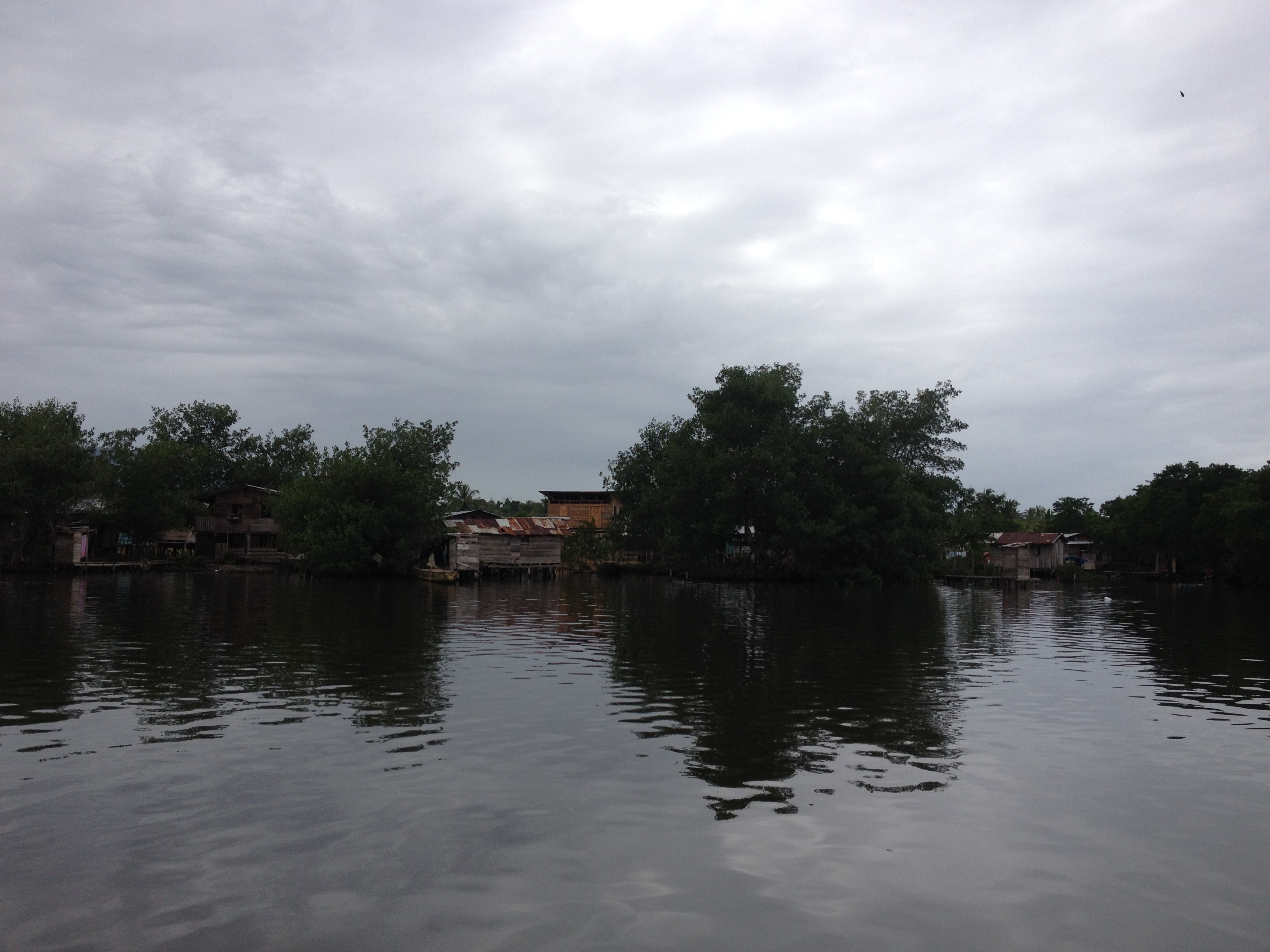 รูปถ่าย ปานามา(Panama) จากดาบิดไปโบกัสเดลโตโร(David to Bocas del toro) 2015-03 25