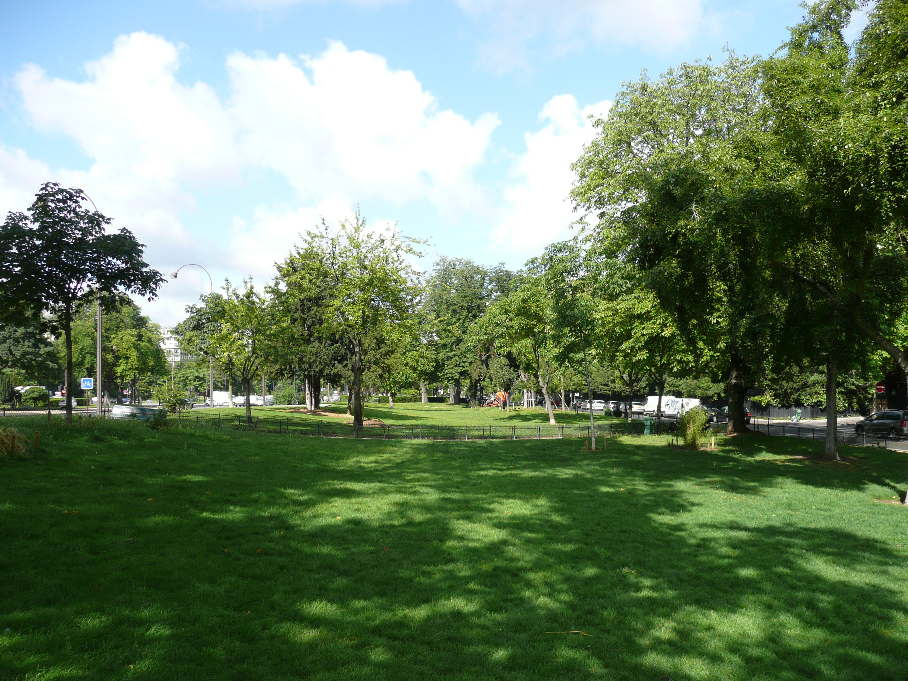 รูปถ่าย ฝรั่งเศส(France) ปารีส(Paris) ถนนฟอช(Avenue Foch) 2007-06 158