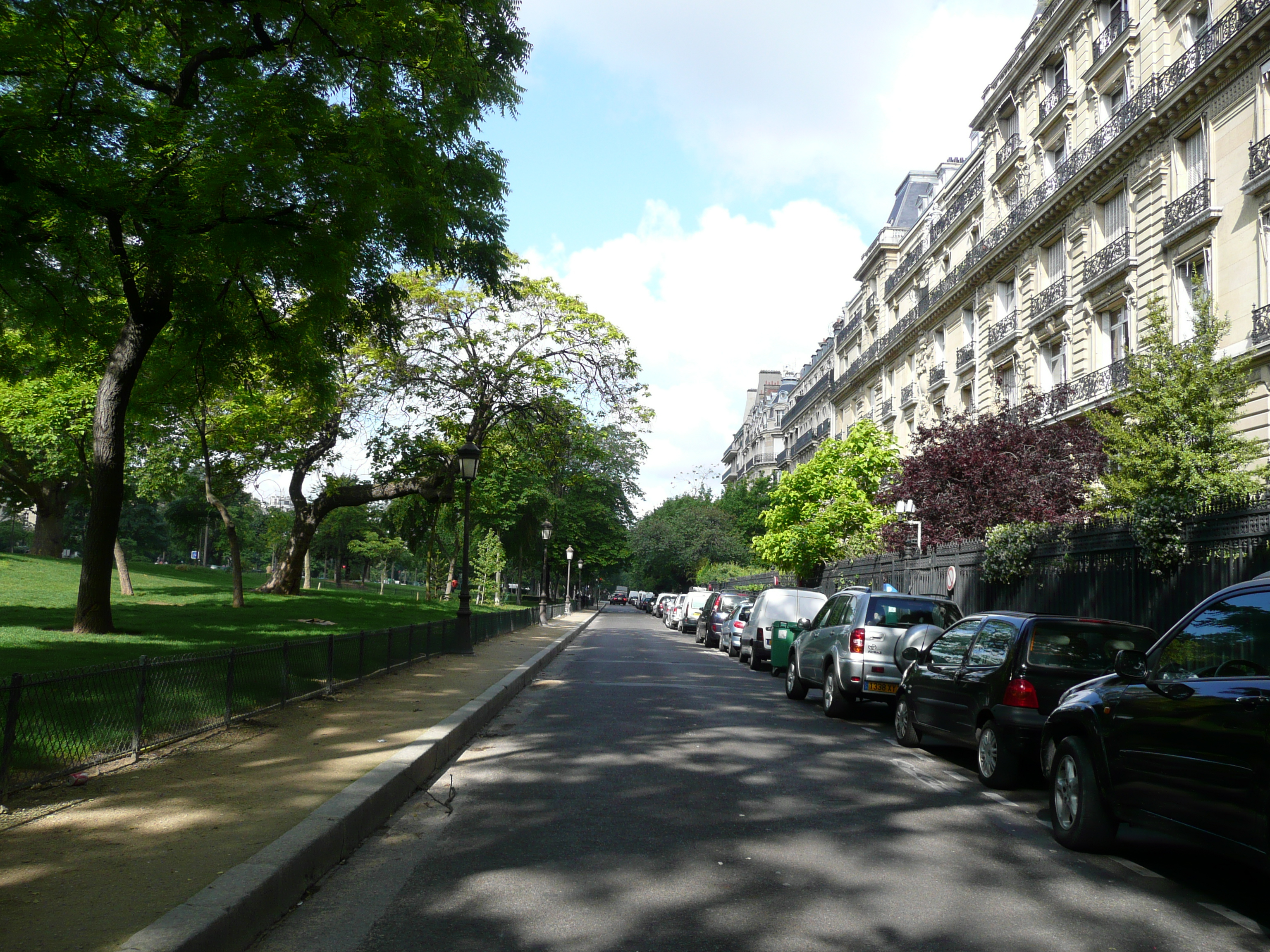 รูปถ่าย ฝรั่งเศส(France) ปารีส(Paris) ถนนฟอช(Avenue Foch) 2007-06 148