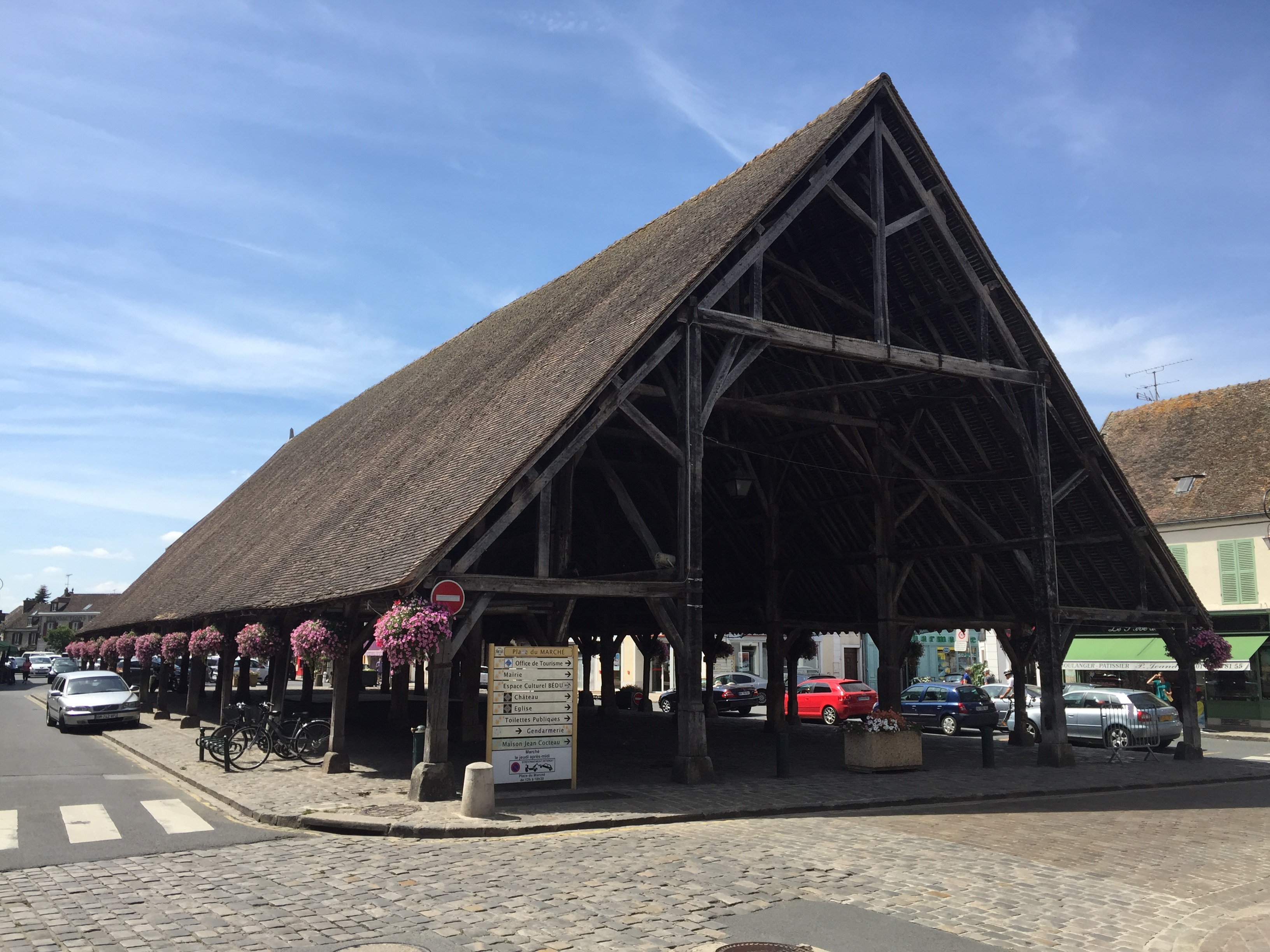 รูปถ่าย ฝรั่งเศส(France) แซ็งฟาร์โฌ(Saint-Fargeau) 2017-07 25