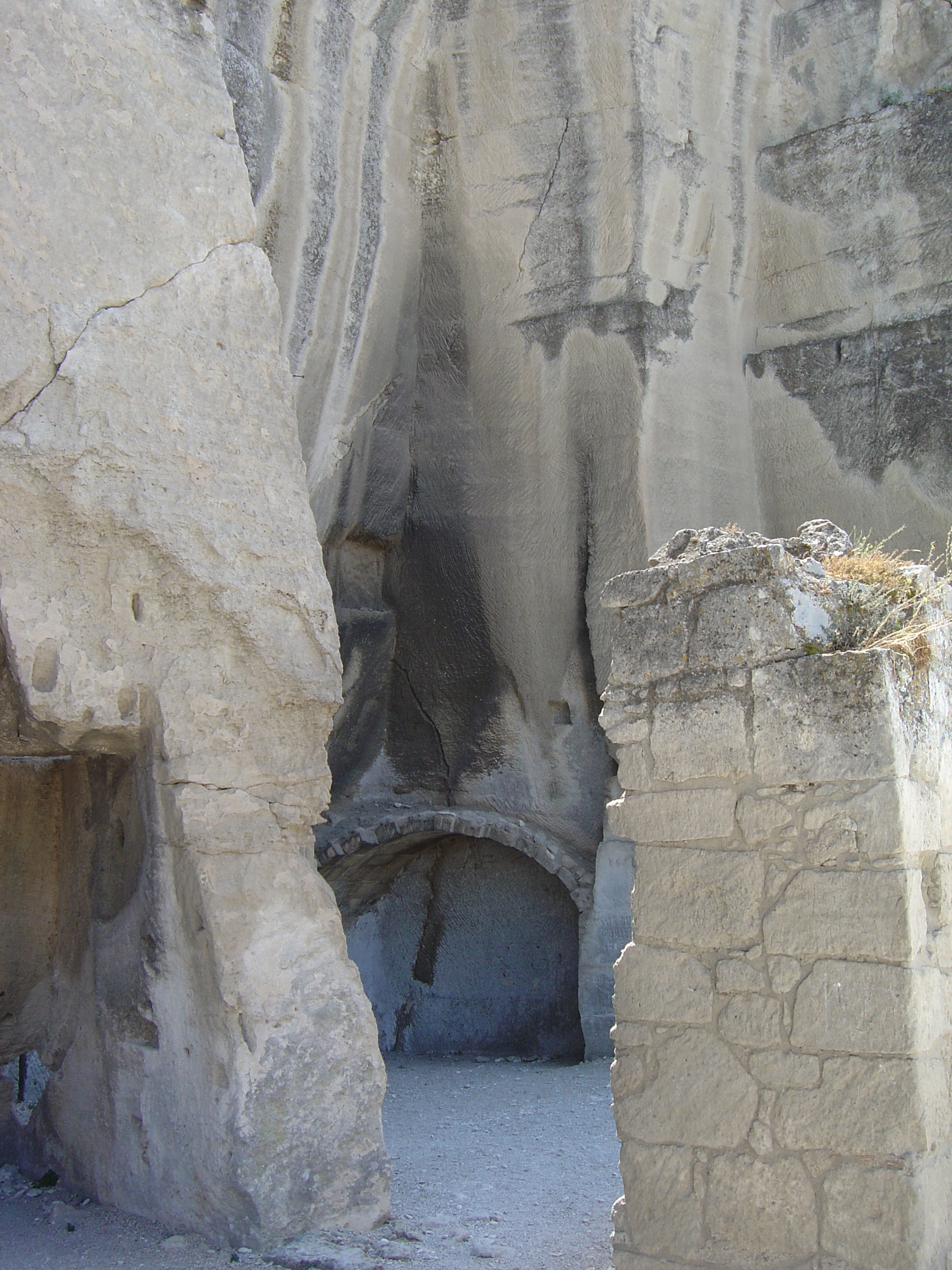 รูปถ่าย ฝรั่งเศส(France) เลส์โบเดอโพรว็องซ์(Baux de Provence) 2004-08 19