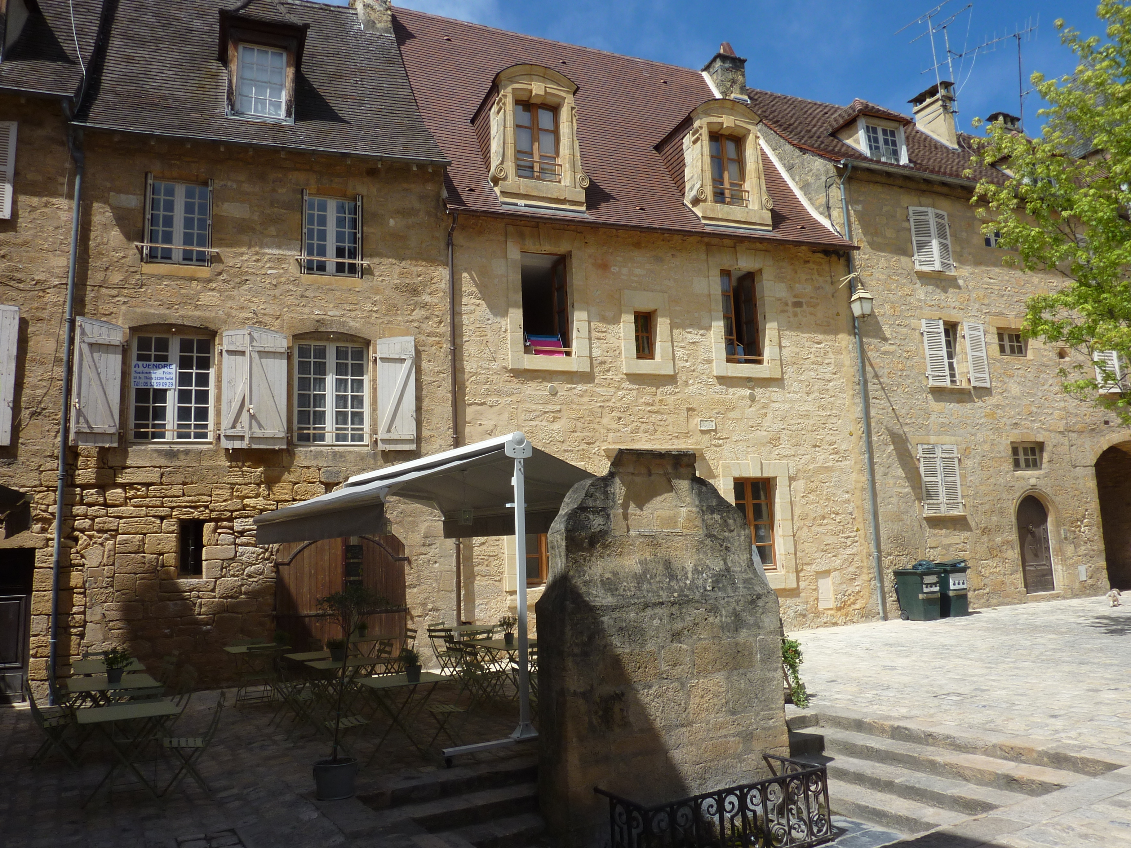รูปถ่าย ฝรั่งเศส(France) ซาร์ลา-ลา-กาเนดา(Sarlat la Caneda) 2009-07 19