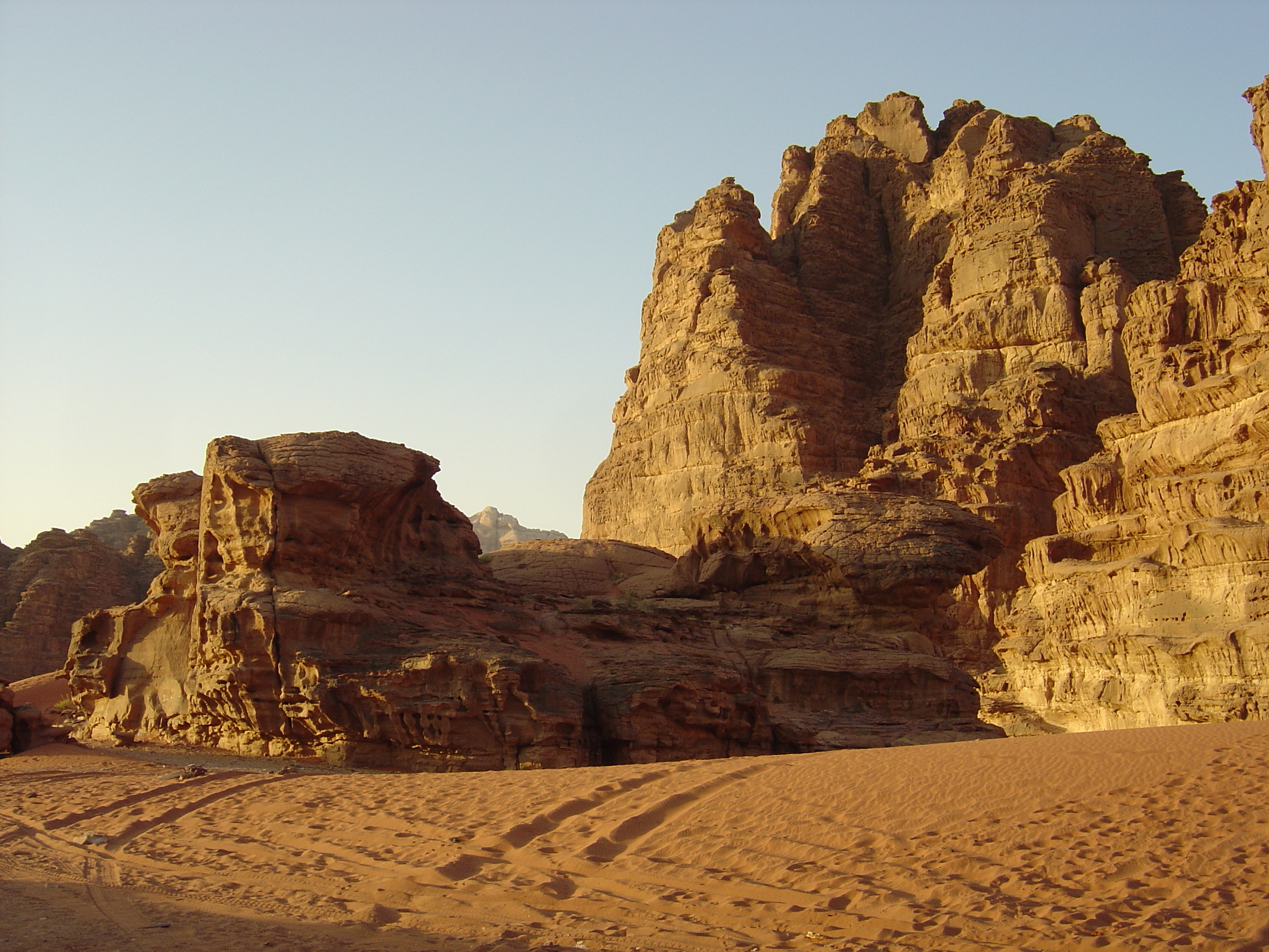 รูปถ่าย จอร์แดน(Jordan) ทะเลทรายวาดีรัม(Wadi Rum Desert) 2004-10 8