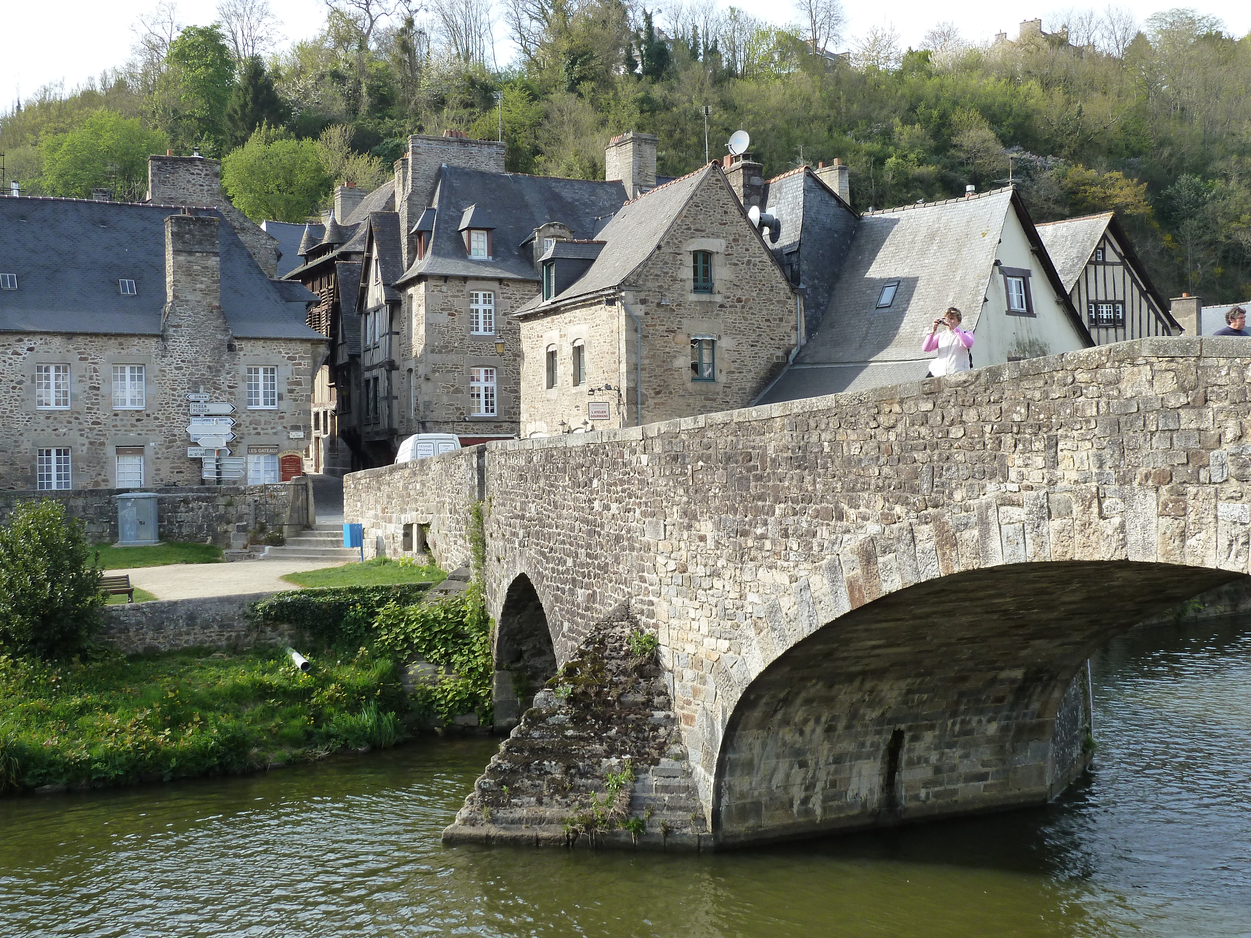 รูปถ่าย ฝรั่งเศส(France) ดีน็อง(Dinan) ริมแม่น้ำดีน็อง(Dinan Riverside) 2010-04 25