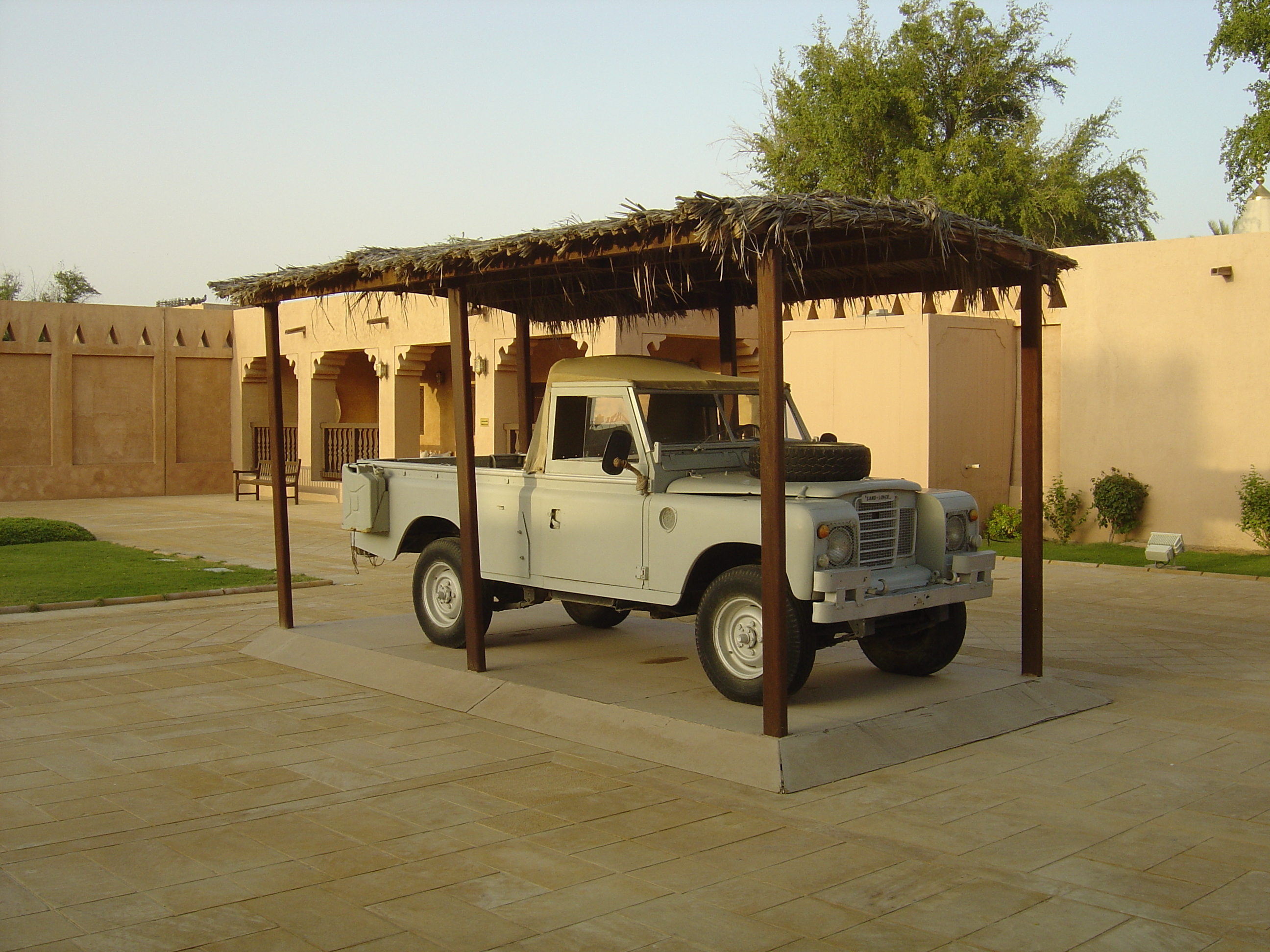 รูปถ่าย สหรัฐอาหรับเอมิเรตส์(United Arab Emirates) อาเลอิน(Al Ain) พิพิธภัณฑ์พระราชวัง(Palace Museum) 2005-03 7