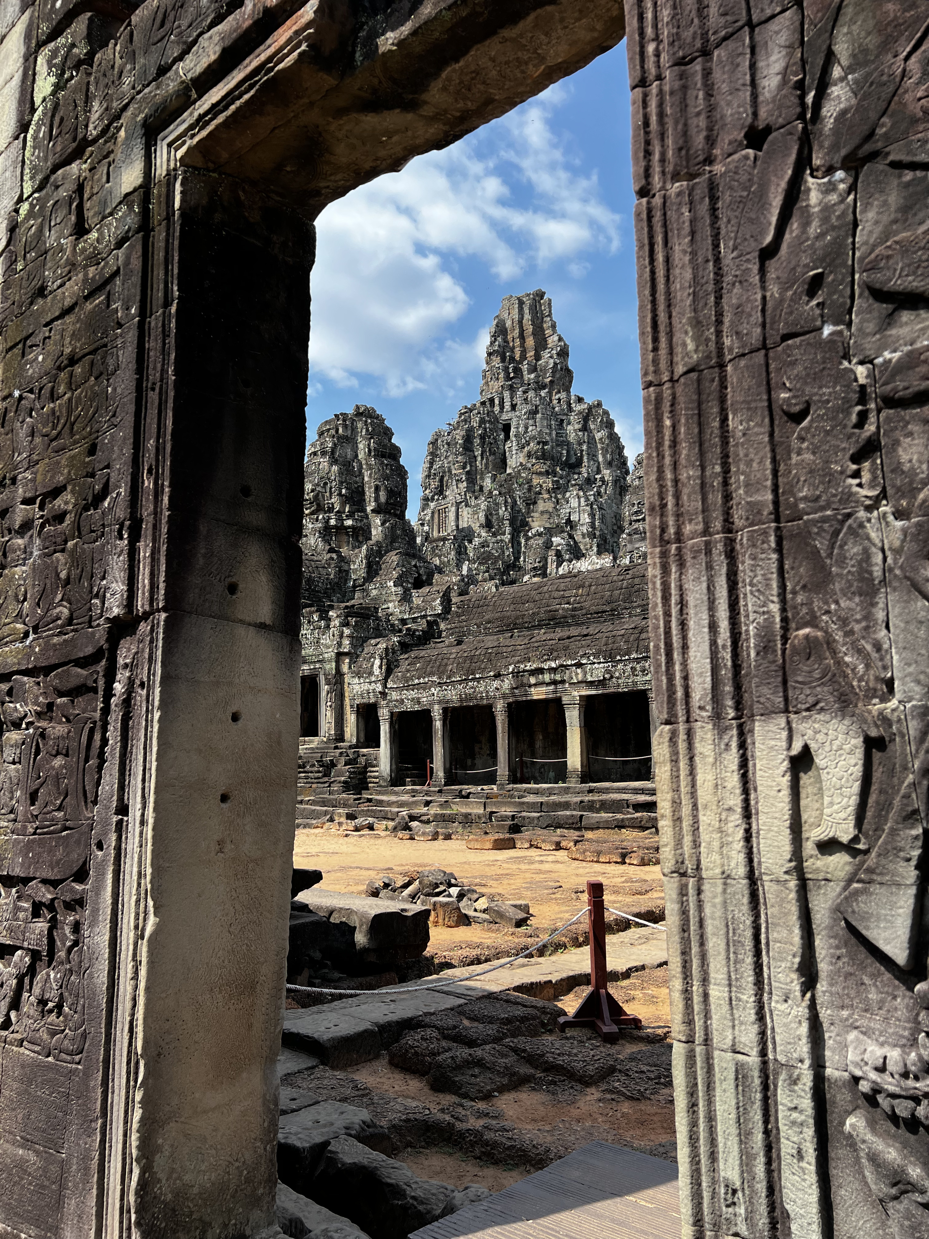 รูปถ่าย กัมพูชา(Cambodia) เสียมราฐ(Siem Reap) ปราสาทบายน(Bayon) 2023-01 29