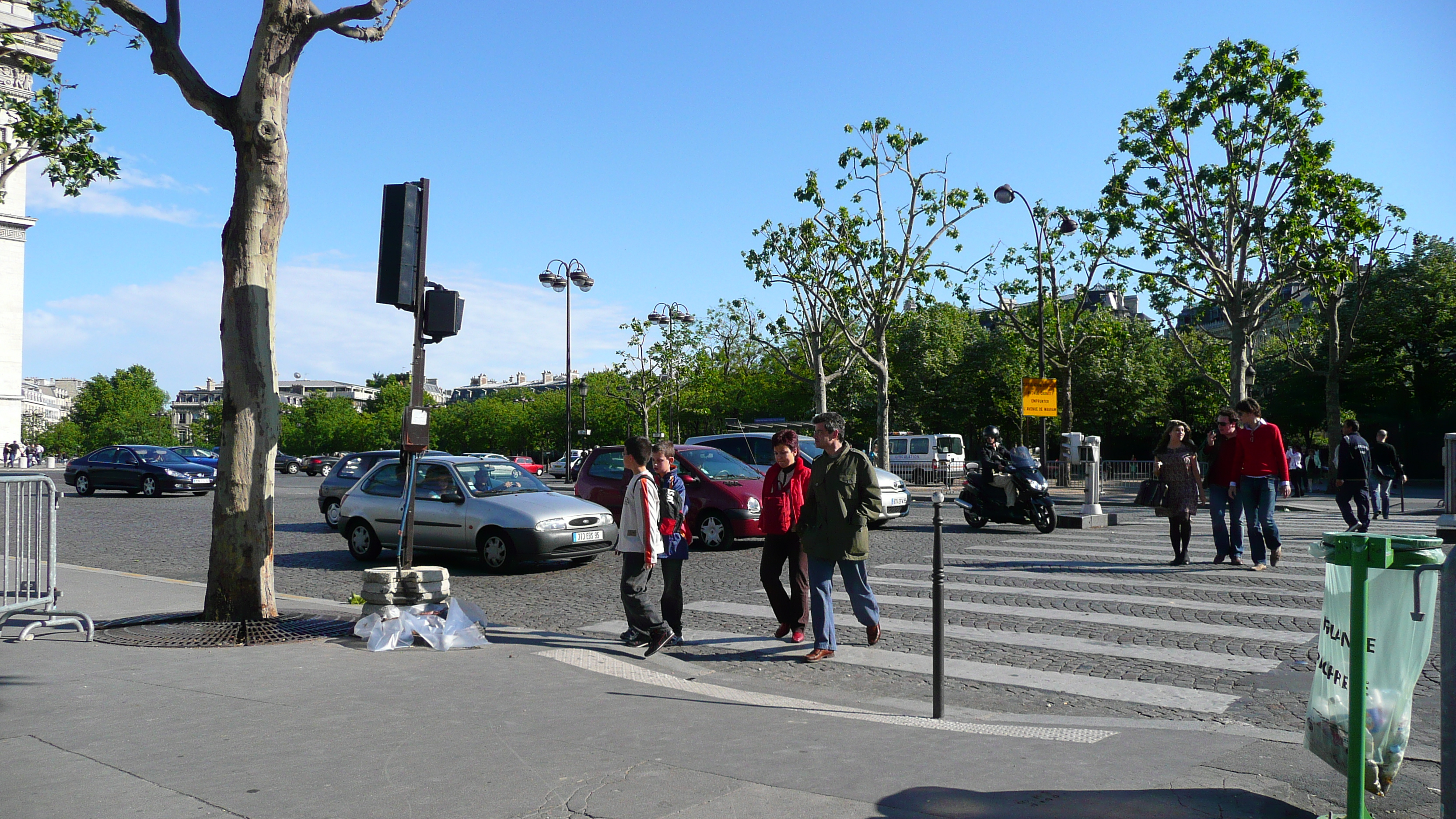 รูปถ่าย ฝรั่งเศส(France) ปารีส(Paris) ประตูชัย(Etoile and Arc de Triomphe) 2007-05 166