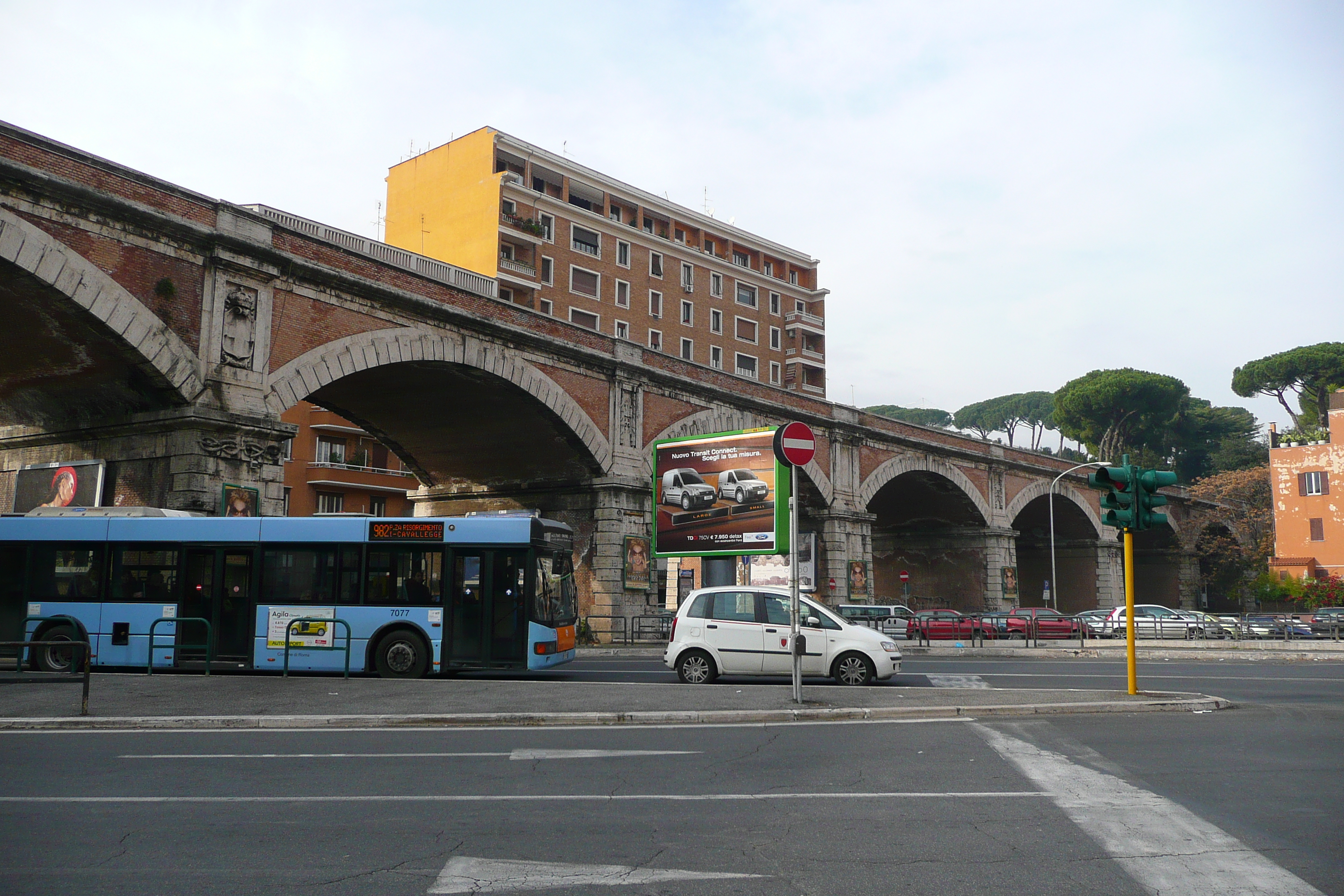 รูปถ่าย อิตาลี(Italy) โรม(Rome) ถนนเกรโกรีโอที่ 7(Via Gregorio VII) 2007-11 55