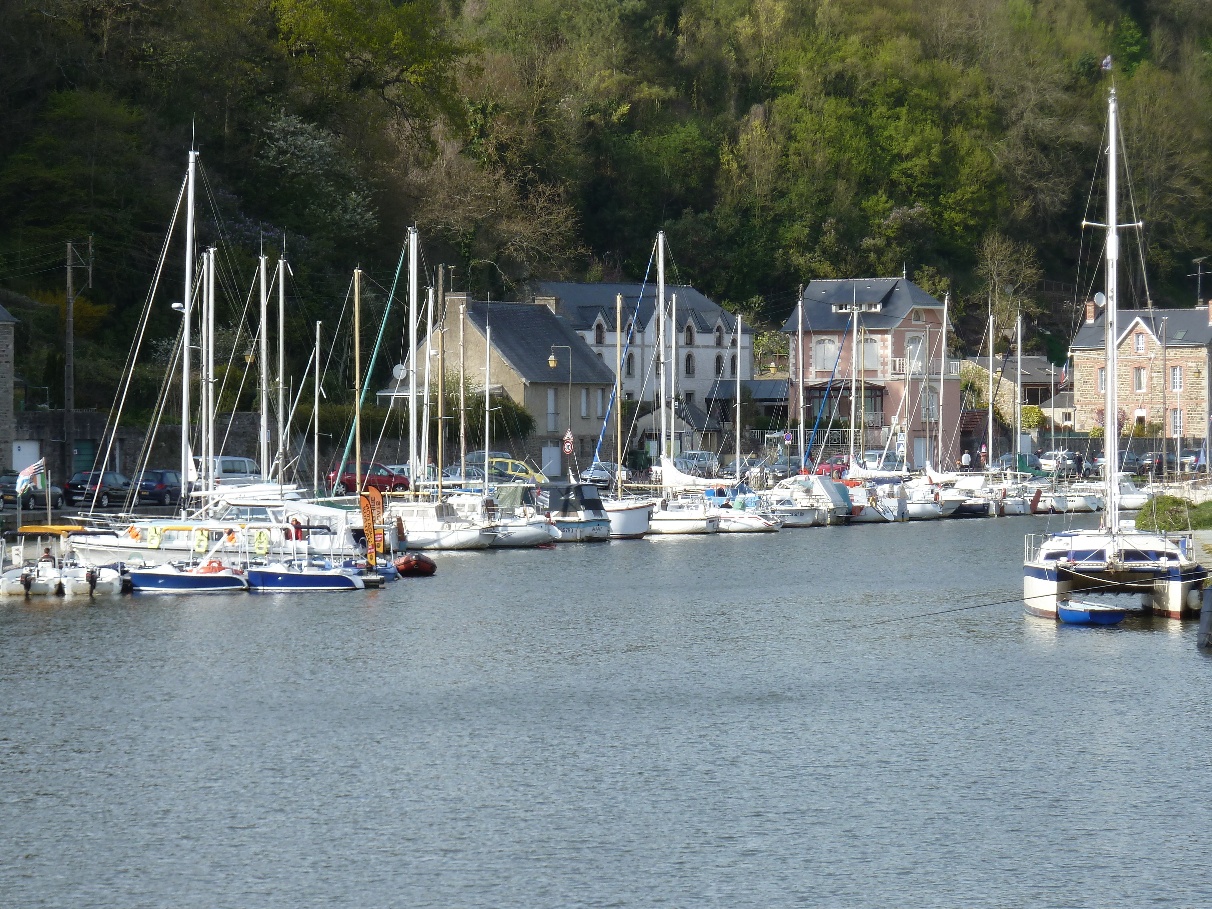 รูปถ่าย ฝรั่งเศส(France) ดีน็อง(Dinan) ริมแม่น้ำดีน็อง(Dinan Riverside) 2010-04 22